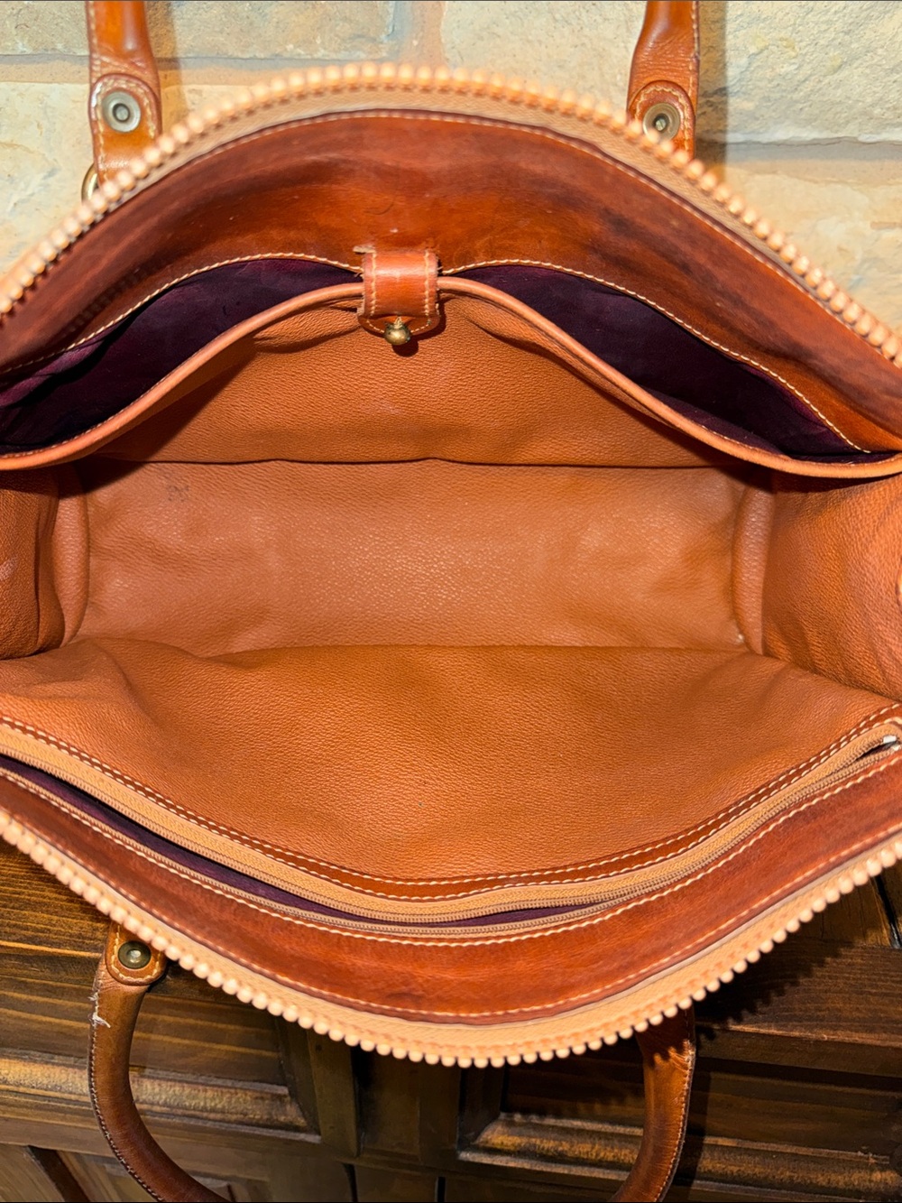 Dooney & Bourke leather 1987 Shoulder Satchel in taupe - Picture 12 of 14